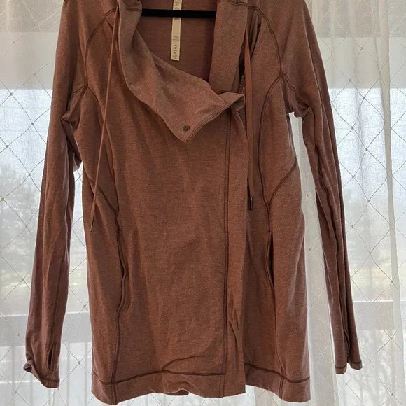 pink lululemon sweater - Picture 4 of 6